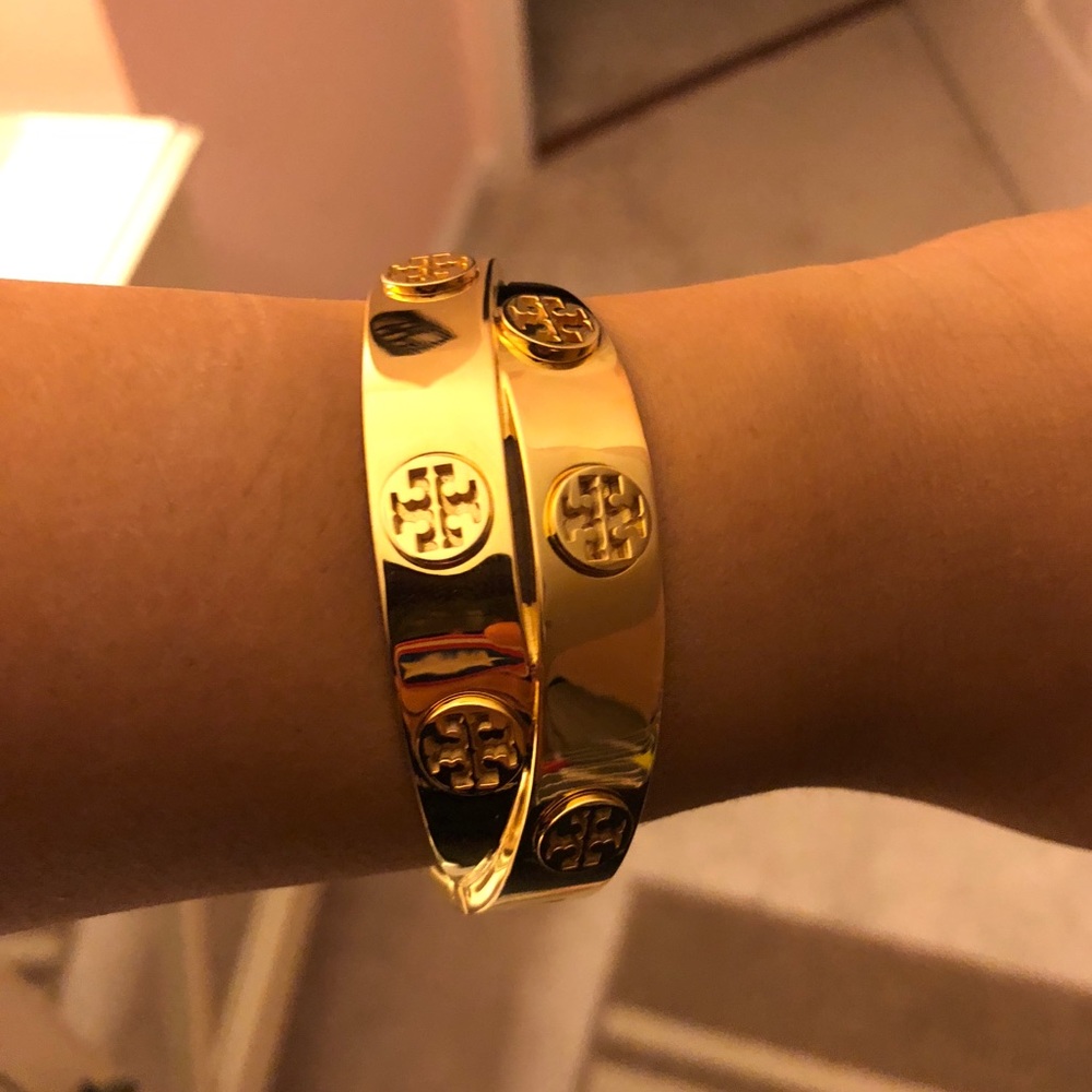 Brand new gold Tory Burch bracelet